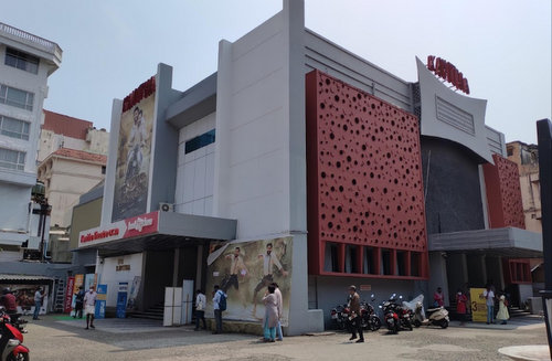 Kavitha Theatre Ernakulam Showtime Online Booking Details Now Showing 