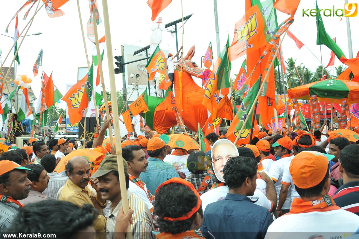 Lok sabha election campaign 2014 last day photos 00262 - Kerala9.com1200 x 800