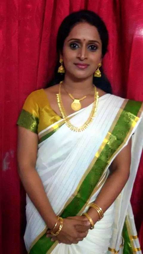M80 Moosa Actress Surabhi Wedding