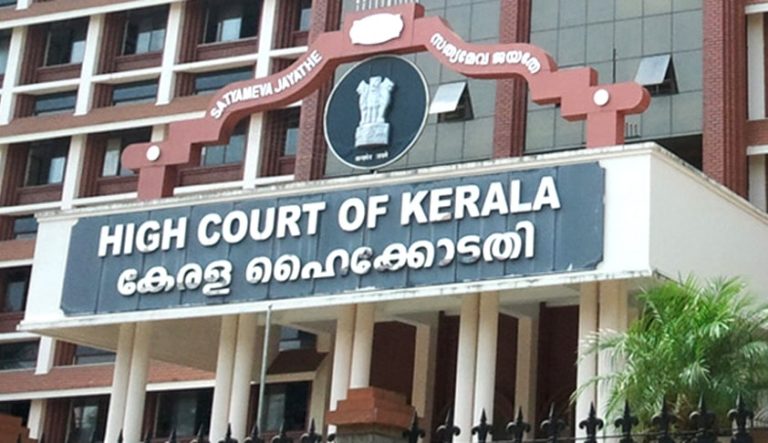 നടിയെ ആക്രമിച്ച കേസ്: ദിലീപ് ഉൾപ്പെടെയുള്ള പ്രതികൾക്ക് ഹൈക്കോടതി നോട്ടീസ്; സർക്കാർ അപ്പീൽ ഫയലിൽ സ്വീകരിച്ചു