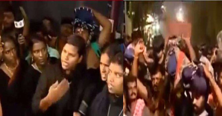 മടങ്ങി പോവില്ലെന്ന് മനിതി സംഘം