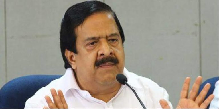വനിതാമതിൽ: പ്രതിഷേധവുമായി രമേഷ് ചെന്നിത്തല