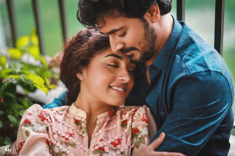 ആ പ്രണയം സത്യം,  പേളി മാണി ശ്രീനിഷ് വിവാഹ നിശ്ചയം കഴിഞ്ഞു