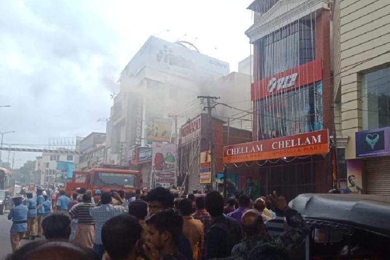 തിരുവനന്തപുരം നഗരത്തിൽ വൻ തീപിടിത്തം