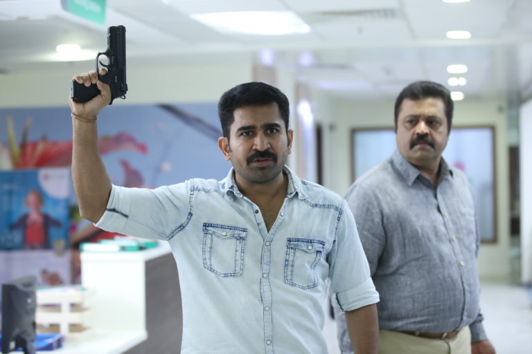 വിജയ് ആന്റണിയും സുരേഷ് ഗോപിയും  കൊമ്പു കോർക്കുന്ന തമിഴരസൻ !