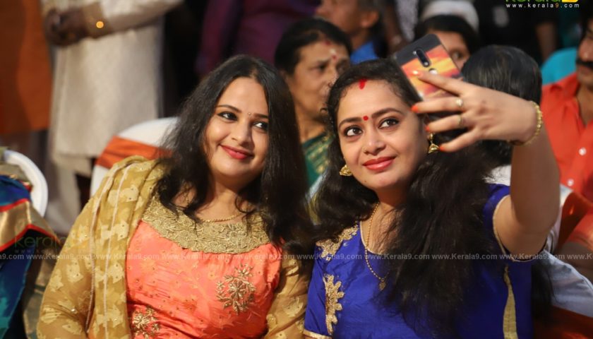 actress mahalakshmi wedding photos 005