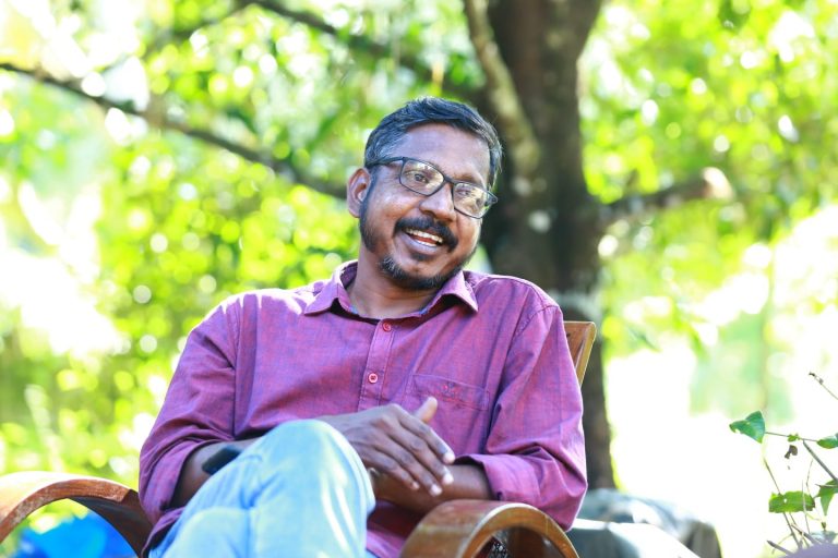 “എനിക്ക് സമൂഹത്തോട് മാത്രമേ പ്രതിബദ്ധതയുള്ളൂ” സംവിധായകന്‍ മനോജ് കാന ; അഭിമുഖം