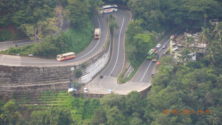 താമരശ്ശേരി ചുരത്തില്‍ ഗതാഗത നിയന്ത്രണം