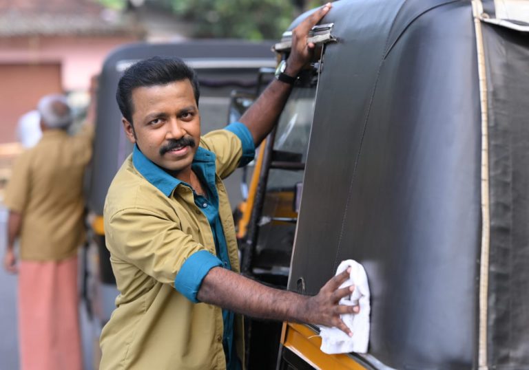 വിഷ്ണു ഉണ്ണികൃഷ്ണന്റെ രണ്ട് പൂർത്തിയായി
