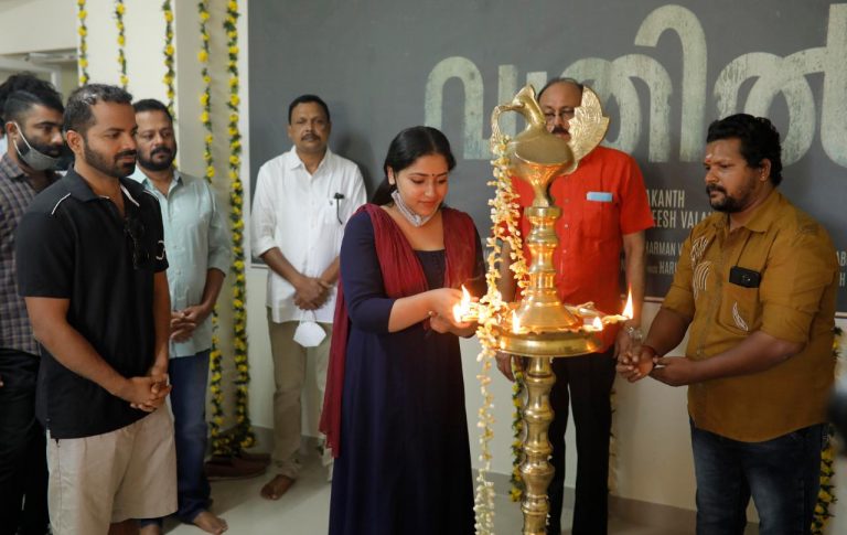 ” വാതില്‍ ” തിരുവന്തപുരത്ത്