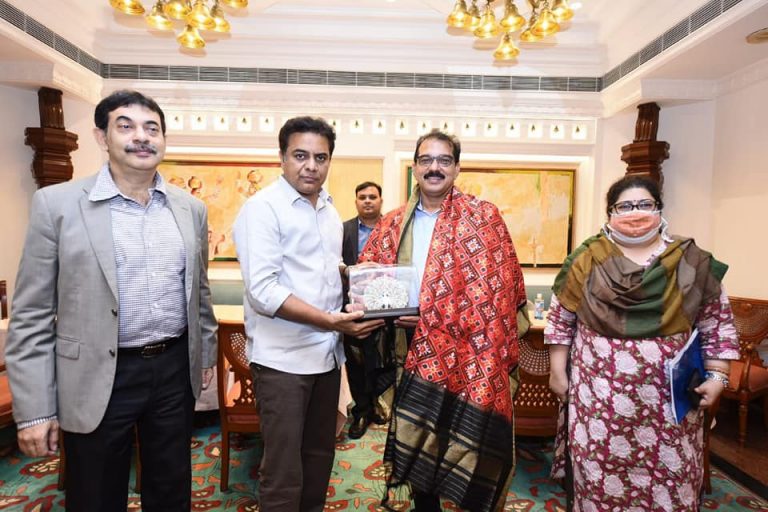 കിറ്റെക്സ് ആദ്യഘട്ടത്തില്‍ 1000 കോടി തെലങ്കാനയില്‍  നിക്ഷേപിക്കും