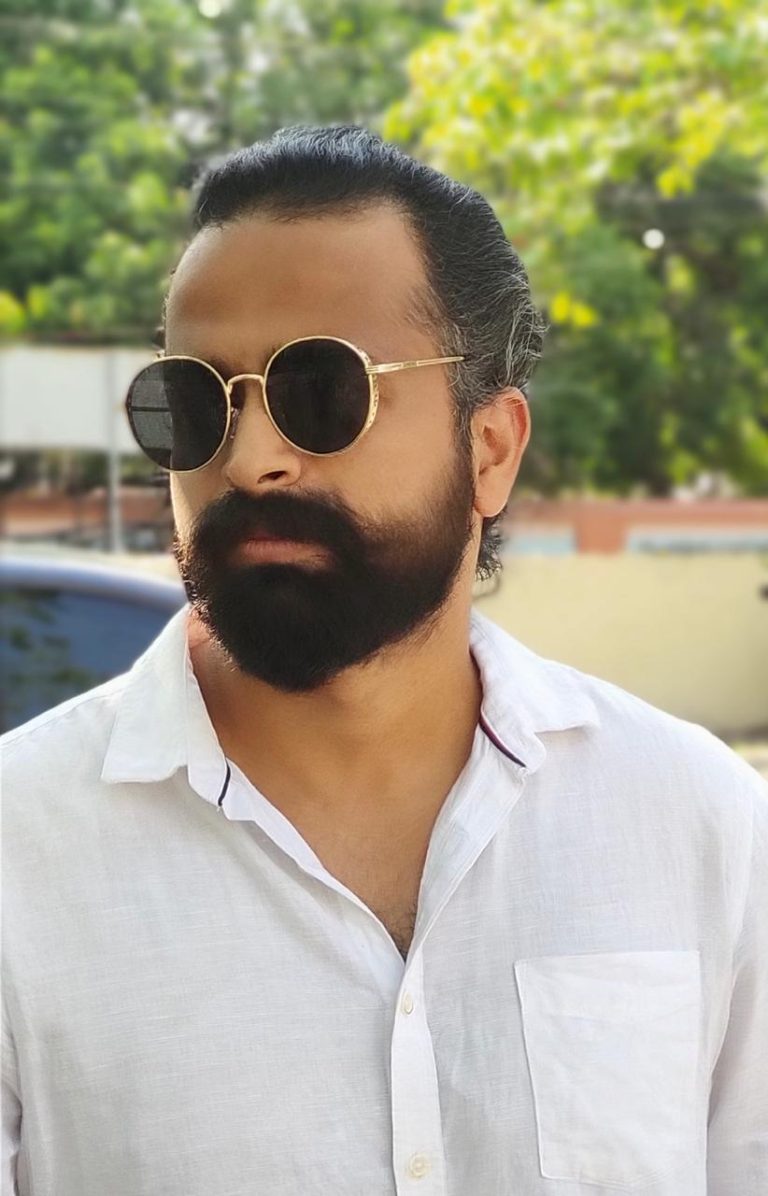 “ഒരു നടനെയും ആർക്കും വിലക്കാനാവില്ല” എന്ന് ‘സ്റ്റാർ’ സിനിമയുടെ സംവിധായകൻ