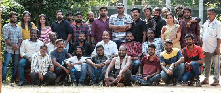 നിണം പുരോഗമിക്കുന്നു