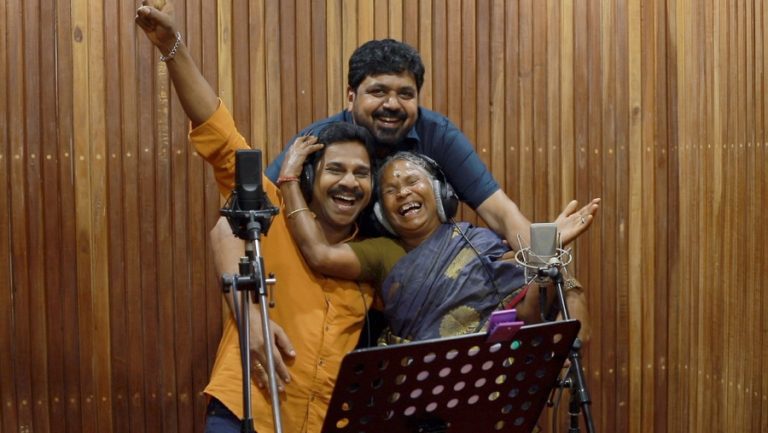 ഗാനാസ്വാദകരിൽ ആളി പടർന്ന് നഞ്ചമ്മയും വിനോദ് കോവൂരും പാടിയ സ്റ്റേഷൻ 5 ലെ ആദ്യ ഗാനം
