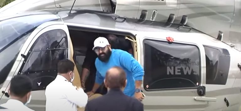എയർബസ് എച്ച് 145 ല്‍ പറന്നിറങ്ങി മോഹൻലാൽ