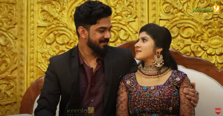 അഭിനയിക്കണമെന്ന് പറഞ്ഞാൽ ഒമാനിൽ പോകില്ല , താരമാണോന്ന് ഞാൻ നോക്കിയില്ല; വിവാഹ വിശേഷങ്ങളുമായി അവന്തികയും സിദ്ധാർത്ഥും ; വീഡിയോ കാണാം