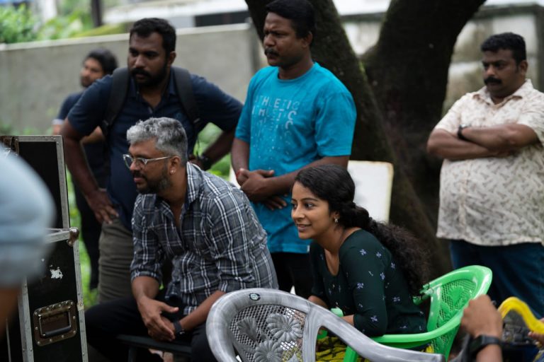 ബേസിൽ ജോസഫ് ദർശന ടീമിന്റെ ‘ജയ ജയ ജയ ജയ ഹേ ‘ ചിത്രികരണം പുരോഗമിക്കുന്നു