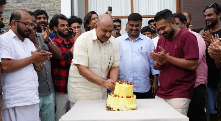 “കാസർഗോൾഡി’ൽ ജന്മദിനാഘോഷം