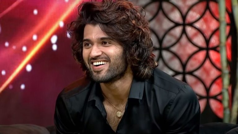 വിജയ് ദേവര കൊണ്ടയുടെ ക്രിസ്മസ് സർപ്രൈസ് ആരാധകർക്ക്‌