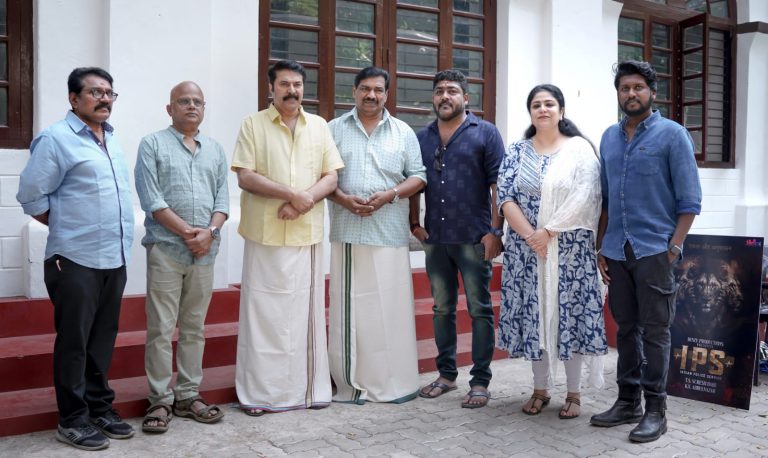 ബെൻസി പ്രൊഡക്ഷൻസിന്റെ രണ്ട് ചിത്രങ്ങൾ . സംവിധാനം ടി എസ് സുരേഷ് ബാബു . ടൈറ്റിൽ ലോഞ്ച് നിർവ്വഹിച്ച് മെഗാസ്റ്റാർ മമ്മൂട്ടി