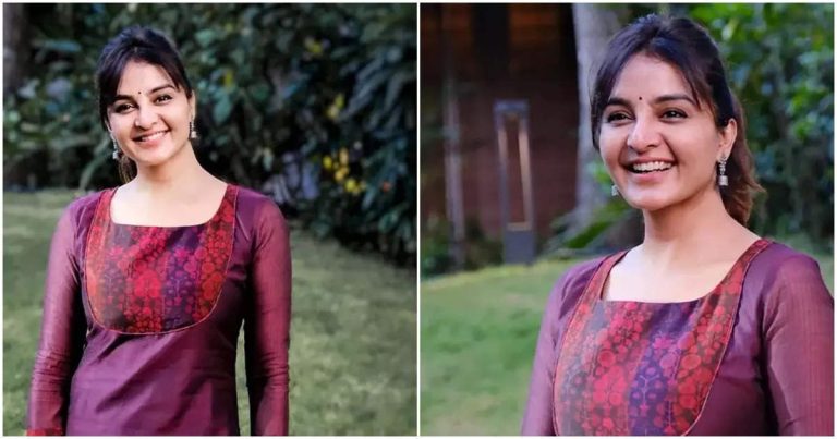 മലയാളത്തിലെ ലേഡി സൂപ്പർസ്റ്റാർ മഞ്ജു വാര്യർ ബോളിവുഡിലേക്ക്