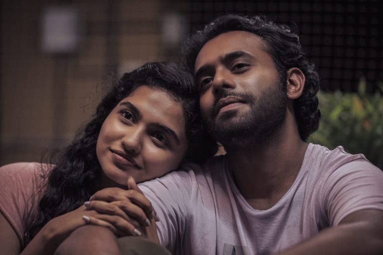 അ‍ർജുനും അനശ്വരയും മമിതയും ഒന്നിക്കുന്ന ‘പ്രണയവിലാസ’ത്തിലെ ആദ്യ ഗാനം