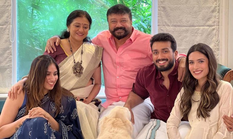 കാളിദാസന്റെ തരിണിക്ക്‌ പിറന്നാൾ ആശംസകളുമായി പാർവതിയും കുടുംബവും
