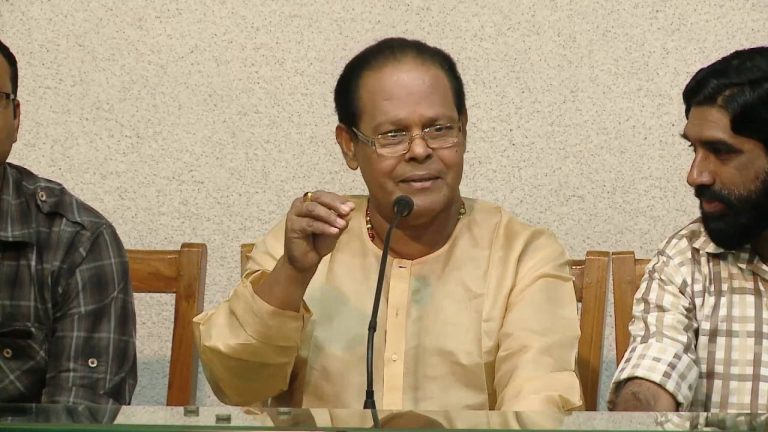 ഇന്നസെന്റ് ആശുപത്രിയിൽ, ശാരീരിക അസ്വസ്ഥതകൾ കാരണം