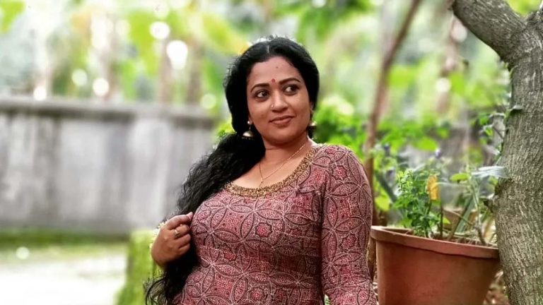 സോഷ്യൽ മീഡിയയിൽ വന്ന വാർത്തകൾക്കെതിരെ മഞ്ജു പത്രോസ്