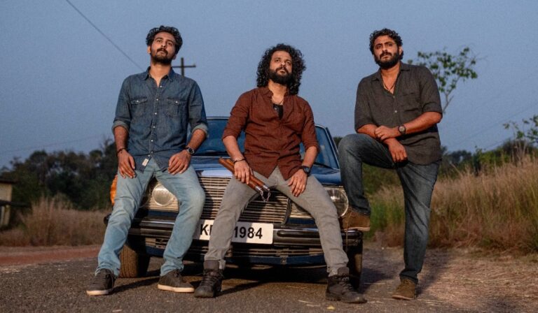 ആർ ഡി എക്സിൻ്റെ ഒടിടി അവകാശം കരസ്ഥമാക്കി നെറ്റ്ഫ്ളിക്സ്; ചിത്രം ആഗസ്റ്റ് 25ന് തീയറ്ററുകളിൽ എത്തും