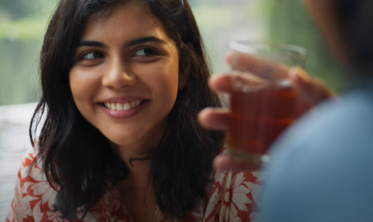 ഫാമിലി-മാസ്സ്-ആക്ഷൻ മൂവി ‘ആന്റണി’യുടെ ട്രെയിലർ പുറത്തിറങ്ങി ! ചിത്രം ഡിസംബർ 1ന് റിലീസ്