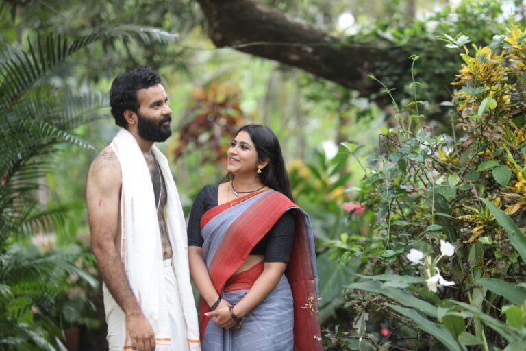മകനു വേണ്ടിയും സ്ത്രീത്വത്തിനു വേണ്ടിയും മായമ്മ നടത്തുന്ന പോരാട്ടക്കാഴ്ച്ചകൾ ……. മായമ്മ തുടങ്ങി