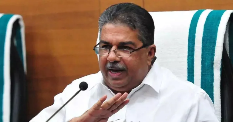 15 പേര്‍ അടങ്ങുന്ന ലോബിയാര്; ഹേമ കമ്മീഷനെ പേടിക്കുന്നത് എന്തിന്? റിപ്പോർട്ട് പുറത്ത് വിടുമന്ന് സജി ചെറിയാൻ
