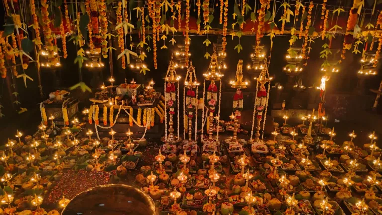 കല്ലേലിക്കാവില്‍ അത്യഅപൂര്‍വ്വ അനുഷ്ഠാന പൂജ നടന്നു :  ആഴിപൂജ, വെള്ളം കുടി നിവേദ്യം,കുംഭ പാട്ട്