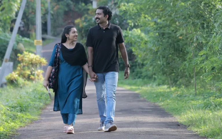 ഹിന്ദു മുസ്ലിം ക്രിസ്ത്യൻ മത വിശ്വാസങ്ങളിലൂടെ ഹിമുക്രി ഏപ്രിൽ 25 ന് എത്തുന്നു