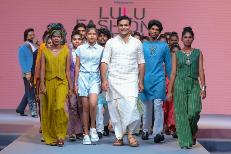 സമൂഹമാധ്യമങ്ങളുടെ കടന്നുവരവ് ഇ കൊമേഴ്സിലും ഫാഷന്‍ രംഗത്തും മാറ്റങ്ങള്‍ കൊണ്ടുവന്നു;മാറുന്ന ഫാഷന്‍ കാഴ്ചപ്പാടുകള്‍ ചര്‍ച്ച ചെയ്ത് ലുലു ഫാഷന്‍ ഫോറം