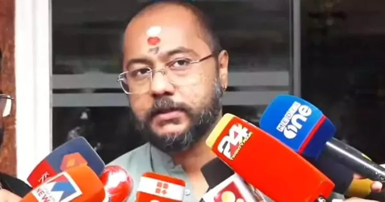 നിലമ്പൂരിൽ ഹിന്ദുമഹാസഭ ഇടതുപക്ഷത്തിന് പിന്തുണ നൽകിയിട്ടില്ല; എല്ലാം ബി.ജെ.പി പ്രചരണം; നിലപാട് വ്യക്തമാക്കി തോക്ക് സ്വാമി ഹിമവൽ ഭദ്രാനന്ദ