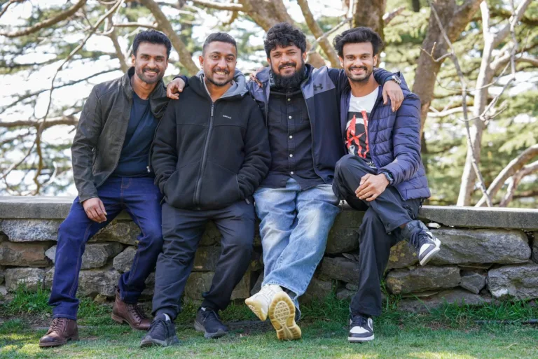 മെറിലാൻഡിന്‍റെ വിനീത് ശ്രീനിവാസൻ ചിത്രം ‘കരം’ ആകാംക്ഷ നിറയ്ക്കുന്ന ഫസ്റ്റ് ലുക്ക് പോസ്റ്റർ പുറത്ത്, സെപ്റ്റംബർ 25 പൂജ റിലീസ്
