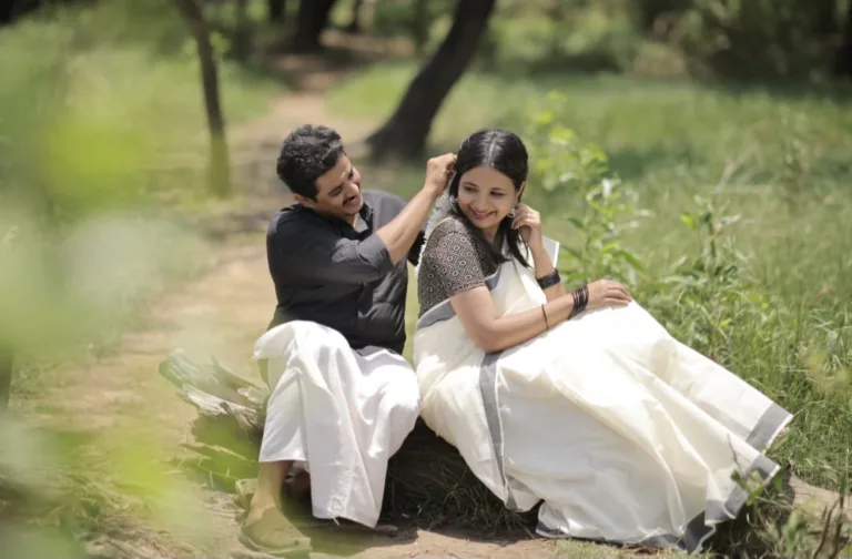 അന്ധവിശ്വാസങ്ങളും സുധീഷിൻ്റെ ജീവിതത്തിലെ പൊല്ലാപ്പുകളും.ചിരി കാഴ്ച്ചകളുമായി സുധിപുരാണം ടൈറ്റിൽ സോംഗ് ലിറിക്കൽ വീഡിയോ പുറത്ത്