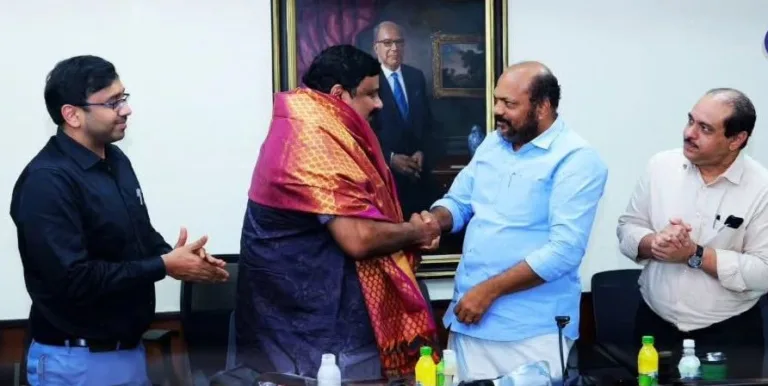 ഏറ്റവും വലിയ ഇന്ത്യൻ ഇലക്ട്രോണിക്സ് മാനുഫാക്ച്ചറിംഗ് കമ്പനി എവിടെയാണെന്ന് നിങ്ങൾക്കറിയാമോ? SFO ടെക്നോളജീസിന്റെ നേട്ടങ്ങളെ കുറിച്ച് വ്യവസായ മന്ത്രി പി. രാജീവ്