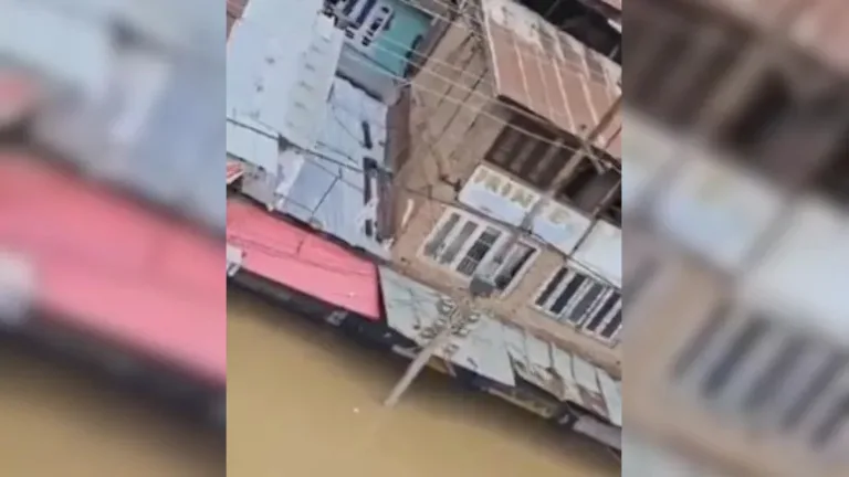 ജമ്മുവിൽ കനത്ത മഴയും വെള്ളപ്പൊക്കവും; മരണം 36 കവിഞ്ഞു; രക്ഷാപ്രവർത്തനം പുരോ​ഗമിക്കുന്നു