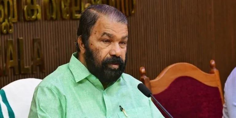 ഇനിയെങ്കിലും ആട്ടിൻതോലിട്ട ചെന്നായ്ക്കളെ തിരിച്ചറിയണം; ഒഡീഷയിൽ കന്യാസ്ത്രീകൾക്കും വൈദികർക്കും മർദനമേറ്റ സംഭവത്തിൽ പ്രതികരിച്ച് മന്ത്രി വി. ശിവൻകുട്ടി