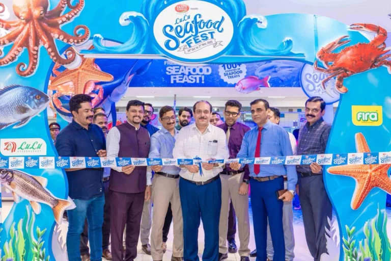 ഇനി സമുദ്രവിഭവങ്ങൾ ലൈവായി രുചിക്കാം ; ലുലുവിൽ സീഫുഡ് ഫെസ്റ്റ് മുഹമ്മദ് ഹനീഷ് ഐ.എ.എസ് ഉദ്ഘാടനം ചെയ്തു