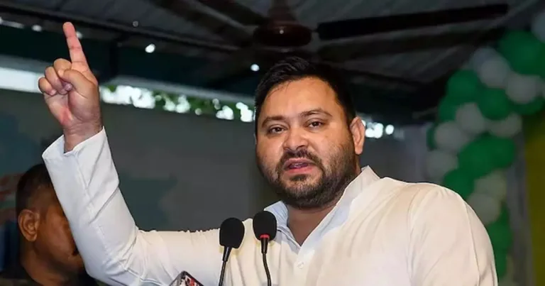 ഒ​രു വീ​ട്ടി​ൽ ഒ​രാ​ൾ​ക്ക് സ​ർ​ക്കാ​ർ ജോ​ലി; വമ്പൻ തിരഞ്ഞെടുപ്പ് വാ​ഗ്ദാനവുമായി തേ​ജ​സ്വി യാ​ദ​വ്
