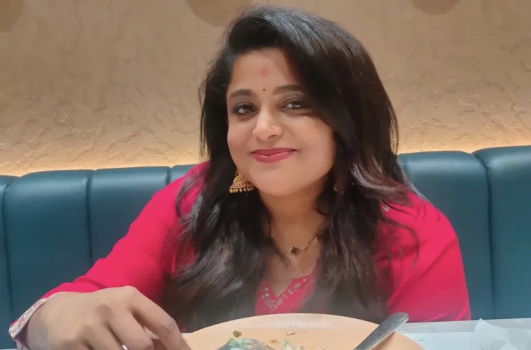 മലയാളം നടി വീണ നായർ പുതിയ പ്രൊഡക്ഷൻ കമ്പനി ആരംഭിക്കുന്നു: ‘വീണ നായർ പ്രൊഡക്ഷൻസ്’