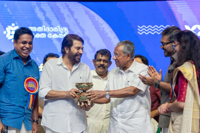 ദാരിദ്ര്യം പൂര്‍ണമായി തുടച്ചുനീക്കിയാലേ വികസനം പരിപൂര്‍ണമായി സാധ്യമാകുകയുള്ളു; സർക്കാർ ചടങ്ങിൽ മമ്മൂട്ടി