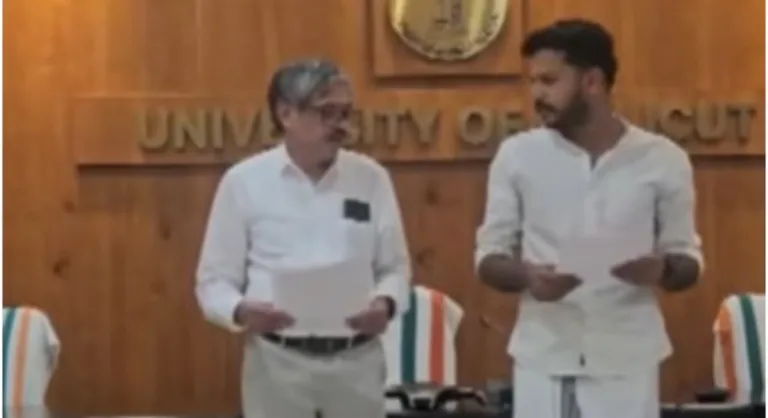 രക്തസാക്ഷികളുടെ പേരിൽ സത്യപ്രതിജ്ഞ; റദ്ദാക്കി ​വി.സി