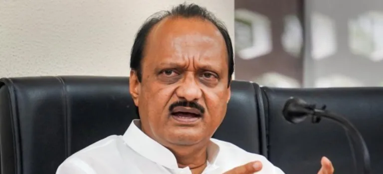 മഹാരാഷ്ട്ര ഉപമുഖ്യമന്ത്രി അജിത് പവാർ വിമാനാപകടത്തിൽ മരിച്ചതായി റിപ്പോർട്ട്