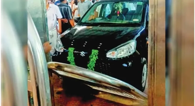 ഗുരുവായൂരിൽ വാഹനപൂജയ്ക്കിടെ കാർ നിയന്ത്രണം വിട്ട് അപകടം