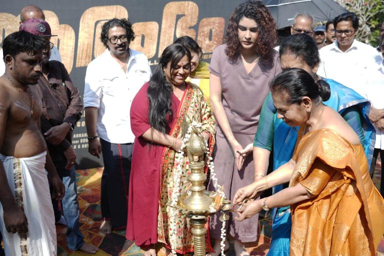 തെന്നിന്ത്യൻ താരസുന്ദരി ഖുശ്ബുവിന്‍റെ മകൾ അവന്തിക സുന്ദറിന്‍റെ അരങ്ങേറ്റം മലയാളത്തിലൂടെ! ‘ആരംഭം’ എന്ന് പേരിട്ടിരിക്കുന്ന ചിത്രത്തിന് തൃശൂരിൽ തുടക്കം